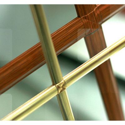 Tous les scénarios Design moderne résistant aux UV Georgian Bar Flower PVC Double Glass Porte pliante
