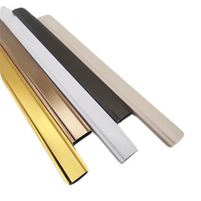 Résistant aux UV 76 * 55 mm Bar géorgienne pour fenêtre en PVC dans un style moderne simple